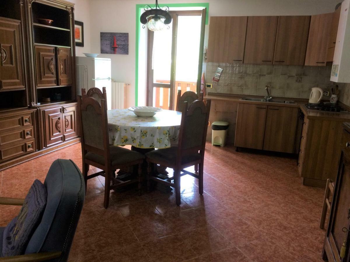 Acero Rosso Apartment San Colombano Екстериор снимка